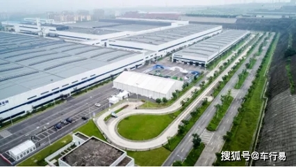 一周狂銷6000輛，揭秘重慶新能源汽車的“華為光環(huán)”與自主創(chuàng)新之路